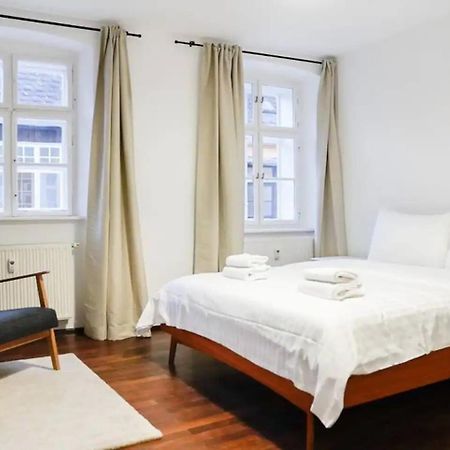 뫼들링 Authentic Austrian Flat In The South Of Vienna 아파트 외부 사진