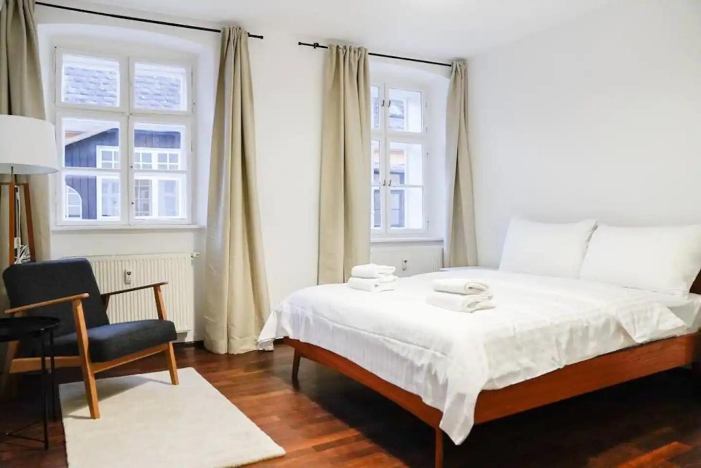 뫼들링 Authentic Austrian Flat In The South Of Vienna 아파트 외부 사진