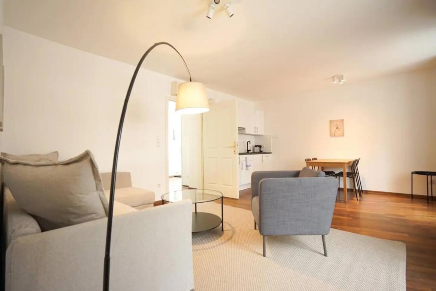 뫼들링 Authentic Austrian Flat In The South Of Vienna 아파트 외부 사진