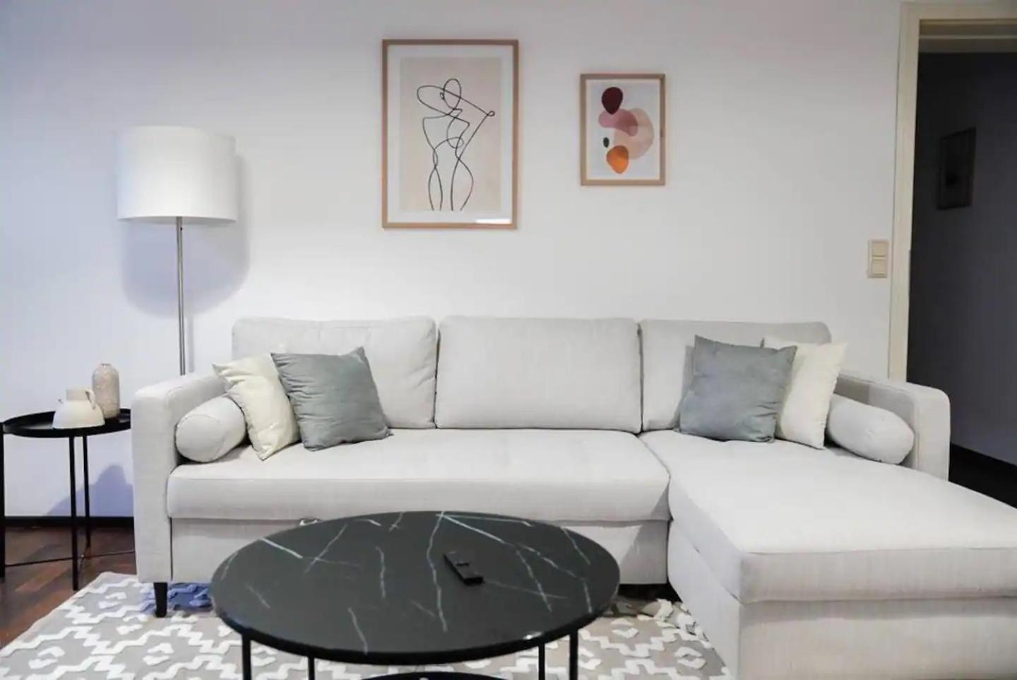 뫼들링 Authentic Austrian Flat In The South Of Vienna 아파트 외부 사진