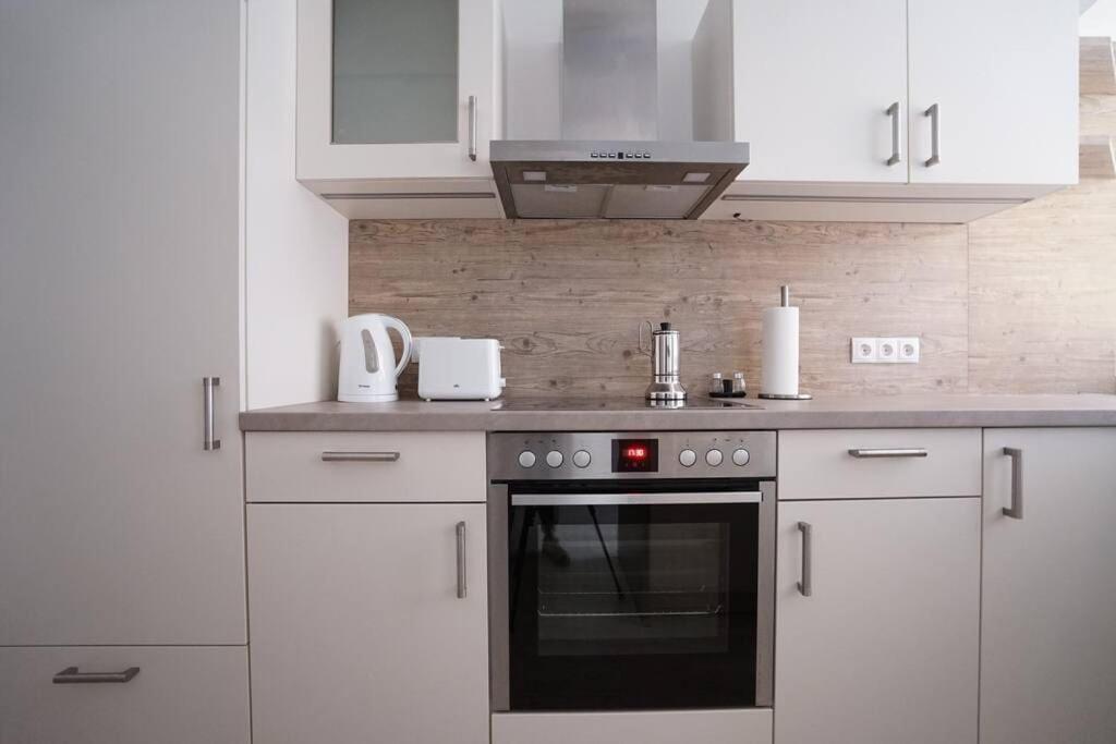 뫼들링 Authentic Austrian Flat In The South Of Vienna 아파트 외부 사진