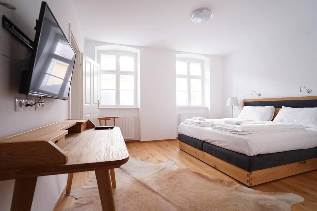 뫼들링 Authentic Austrian Flat In The South Of Vienna 아파트 외부 사진